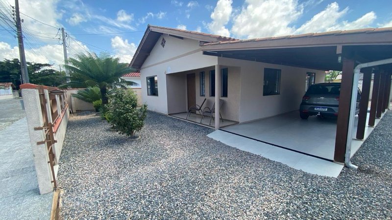 Casa de Alvenaria no bairro Areias Tijucas SC rua Catalitico Serpa Tijucas - 