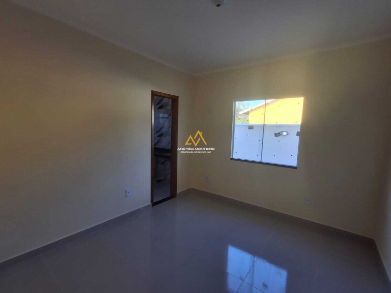 Casa com 2 dormitórios à venda, 75 m² por R$430.000,00 - São José - Lot. Rafaville Maricá  Maricá - 