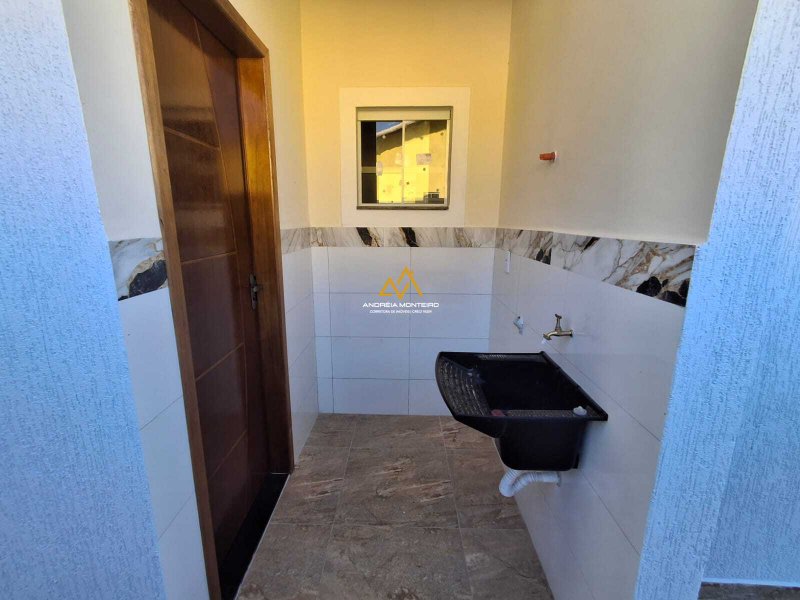 Casa com 2 dormitórios à venda, 75 m² por R$430.000,00 - São José - Lot. Rafaville Maricá  Maricá - 