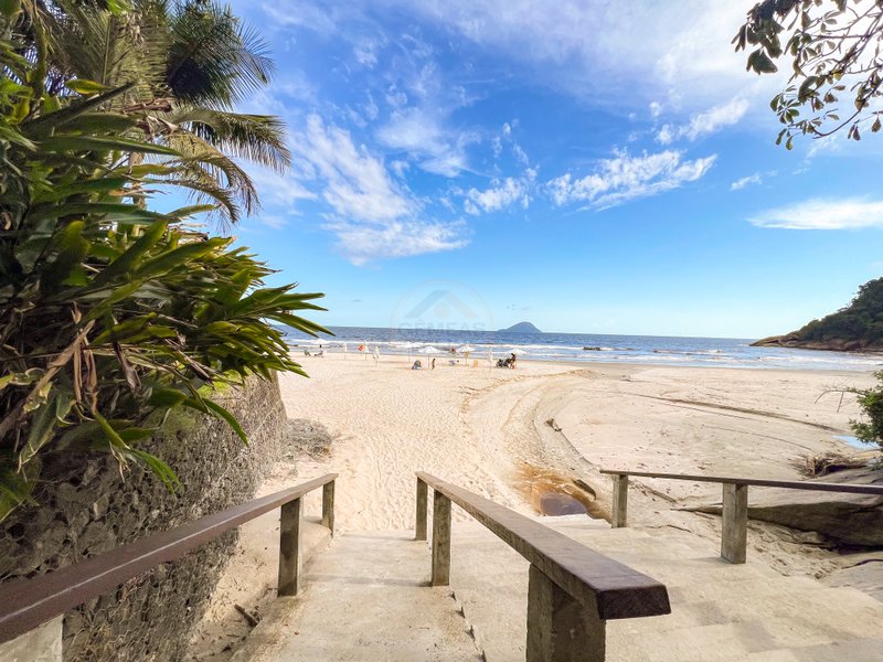Flat em Condomínio pé na areia em Barra do Una - LOCAÇÃO ANUAL Avenida Magno dos Passos Bittencourt São Sebastião - 