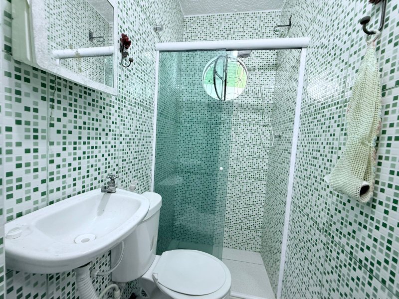 🏡 Aluguel – Casa 2 quartos no Centro de Guapimirim (Rua Caramuru) Rua Caramuru Guapimirim - 