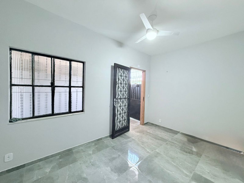 🏡 Aluguel – Casa 2 quartos no Centro de Guapimirim (Rua Caramuru) Rua Caramuru Guapimirim - 