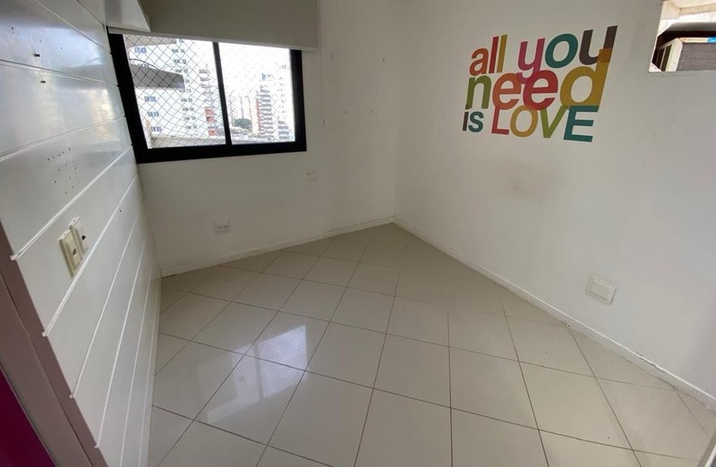 APARTAMENTO 3 QUARTOS SUÍTE CLOSET VARANDA 2 GARAGENS PISCINA ACADEMIA VENDA LOT. AQUARIUS Rua Clara Nunes Salvador - 