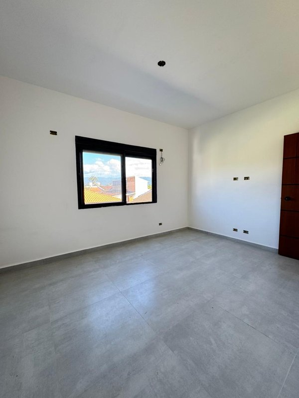 🏡 Sobrados Novos no Pontal Santa Marina – Modernidade, Conforto e Localização Estratégica  Caraguatatuba - 