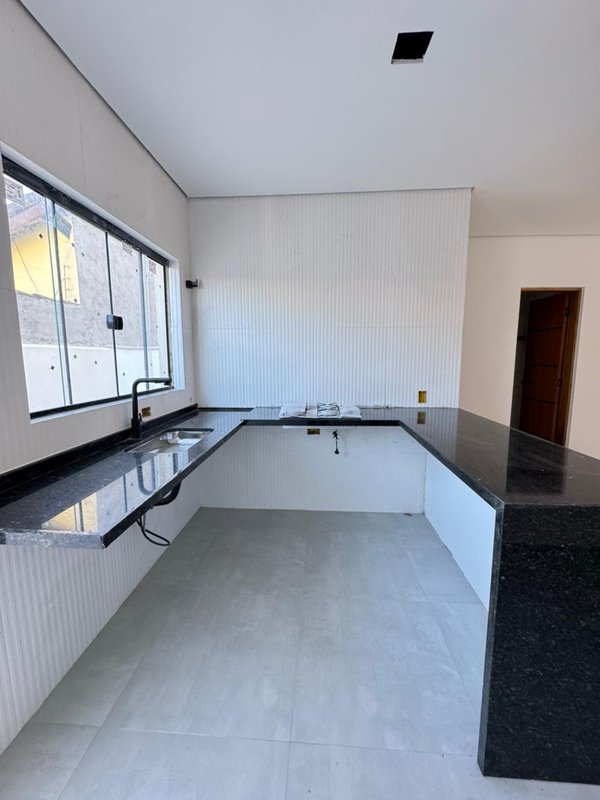 🏡 Sobrados Novos no Pontal Santa Marina – Modernidade, Conforto e Localização Estratégica  Caraguatatuba - 