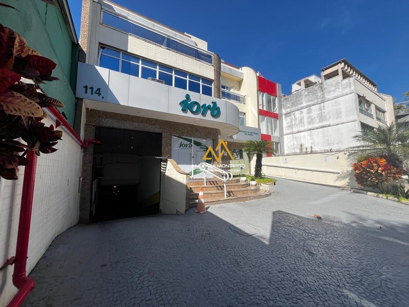 Prédio comercial com 3 andares com 1080m2, na Barra da Tijuca , por apenas R$ 18.000.000 Avenida Olegário Maciel Rio de Janeiro - 