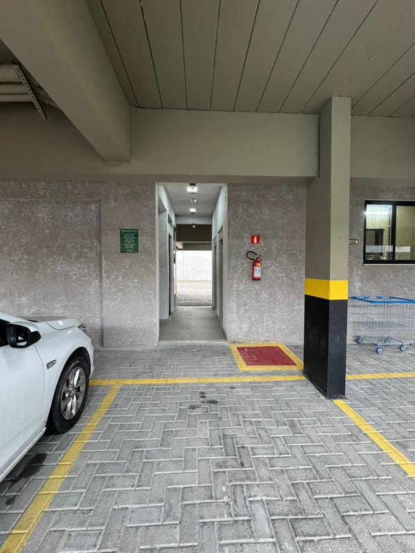 🌊 Apartamento no Indaiá – Ideal para Morar ou Investir no Litoral!  Caraguatatuba - 