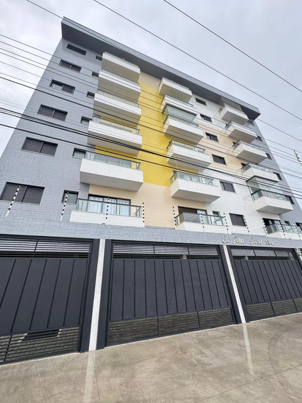 🌊 Apartamento no Indaiá – Ideal para Morar ou Investir no Litoral!  Caraguatatuba - 