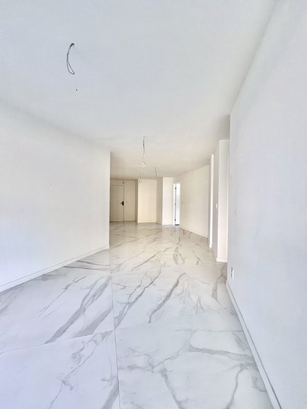 Apartamento novo com 3 suítes na Barrinha  Rio de Janeiro - 