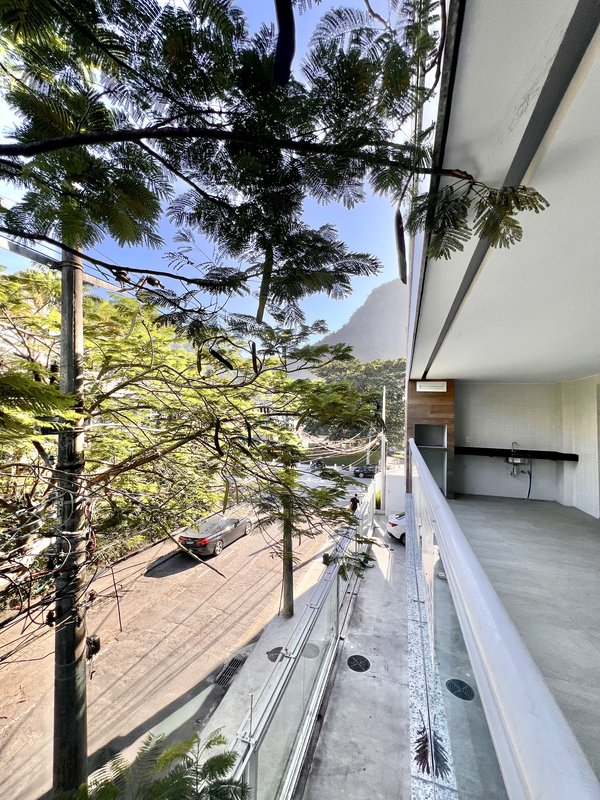 Apartamento novo com 3 suítes na Barrinha  Rio de Janeiro - 
