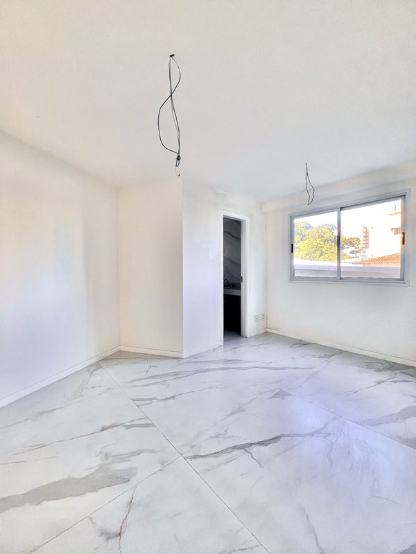 Apartamento novo com 3 suítes na Barrinha  Rio de Janeiro - 