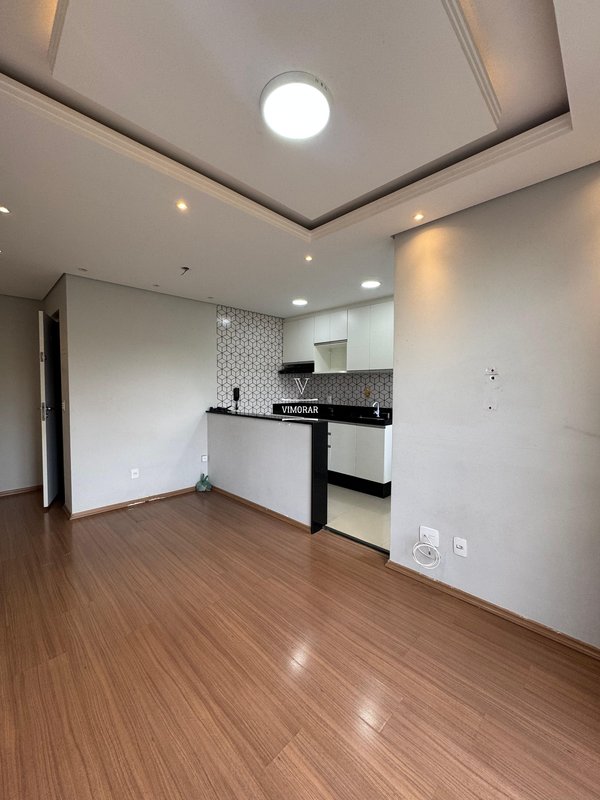 Apartamento 2 dormitórios + 1 vaga de garagem  Guarulhos - 