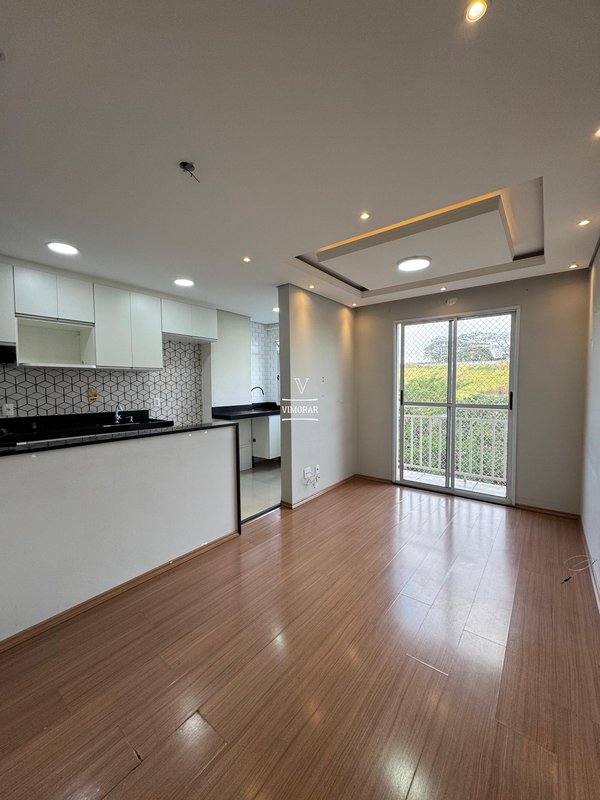 Apartamento 2 dormitórios + 1 vaga de garagem  Guarulhos - 