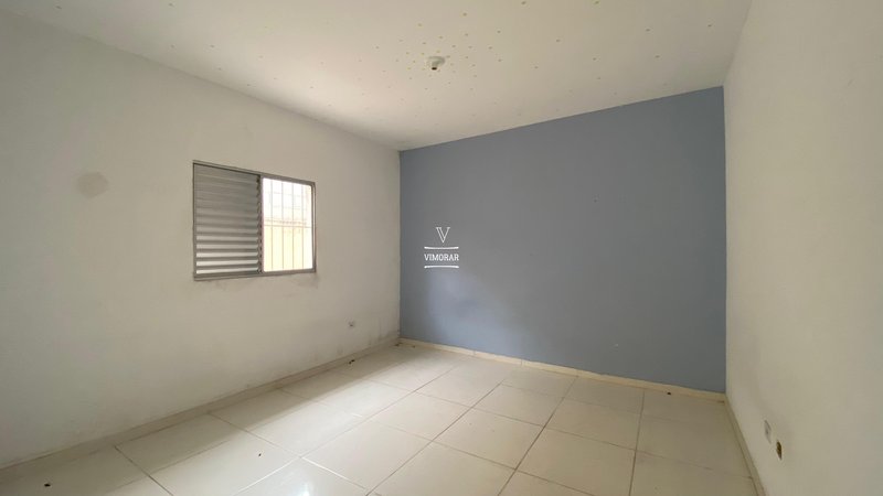 Sobrado 2 dormitórios + 2 vagas de garagem  Itaquaquecetuba - 