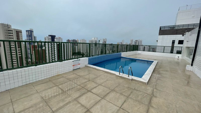 2 quartos (1 suíte). 49m2. 1 vaga de garagem.  Rua Copacabana Recife - 