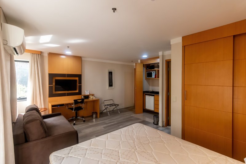 VENDO FLAT - 30M2 - MOBILIADO - ÓTIMO INVESTIMENTO - EXCELENTE LOCALIZAÇÃO!! Alameda Lorena São Paulo - 