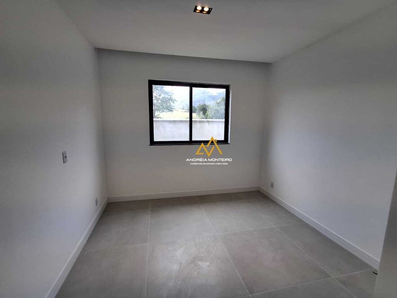 Casa com 3 dormitórios à venda, 380m² por R$980.000 - Cond. Reserva Pilar (Pilar) - Maricá Rod. Ver. Oldemar Guedes Figueiredo Maricá - 