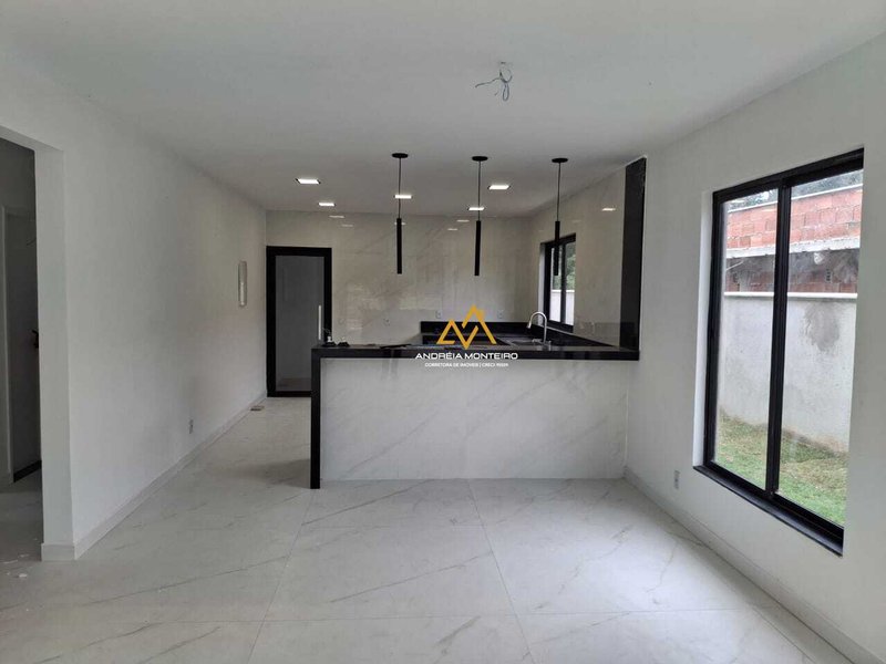 Casa com 3 dormitórios à venda, 380m² por R$980.000 - Cond. Reserva Pilar (Pilar) - Maricá Rod. Ver. Oldemar Guedes Figueiredo Maricá - 
