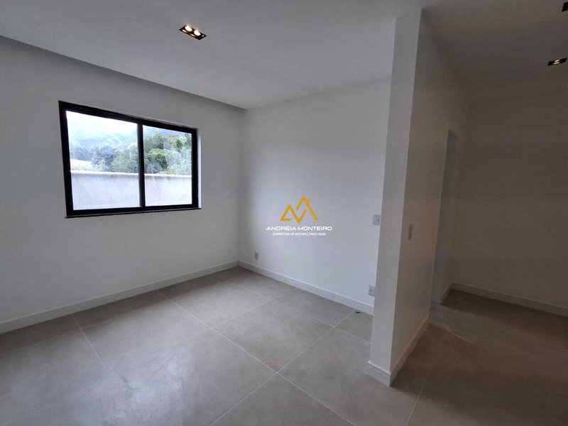 Casa com 3 dormitórios à venda, 380m² por R$980.000 - Cond. Reserva Pilar (Pilar) - Maricá Rod. Ver. Oldemar Guedes Figueiredo Maricá - 