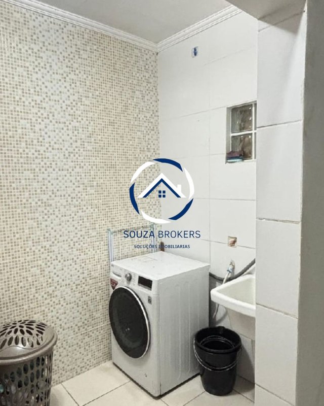 Excelente casa de 178m² no Bairro Condomínio Maracanã em Santo André  Santo André - 
