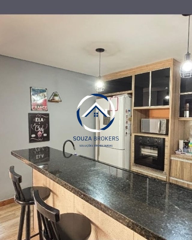 Excelente casa de 178m² no Bairro Condomínio Maracanã em Santo André  Santo André - 
