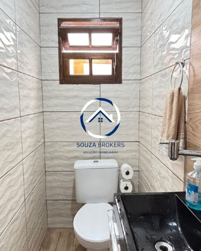 Excelente casa de 178m² no Bairro Condomínio Maracanã em Santo André  Santo André - 