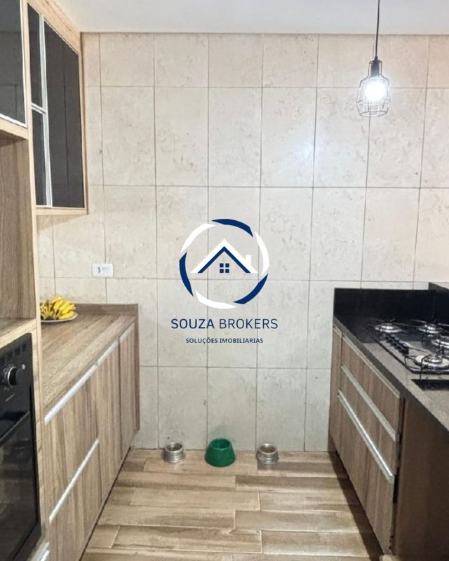 Excelente casa de 178m² no Bairro Condomínio Maracanã em Santo André  Santo André - 
