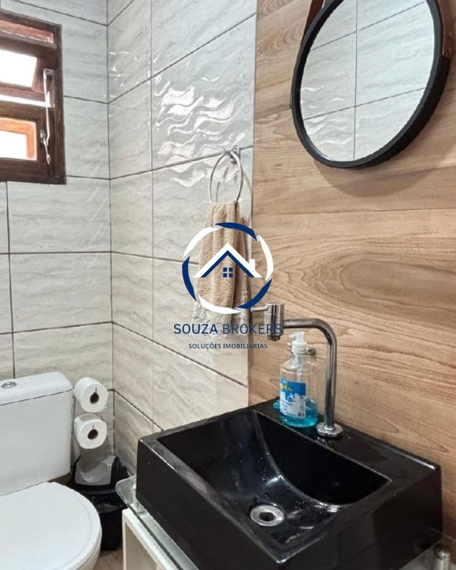 Excelente casa de 178m² no Bairro Condomínio Maracanã em Santo André  Santo André - 