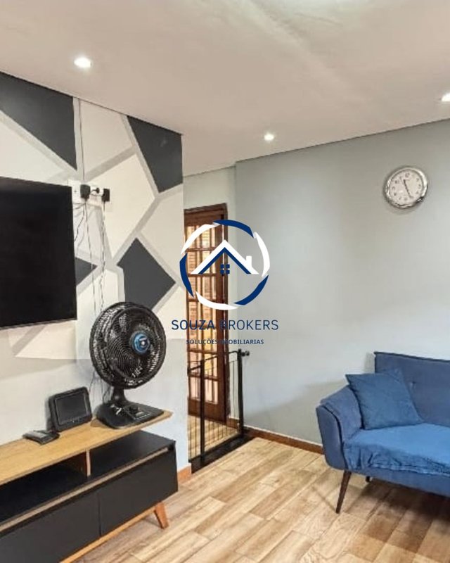 Excelente casa de 178m² no Bairro Condomínio Maracanã em Santo André  Santo André - 