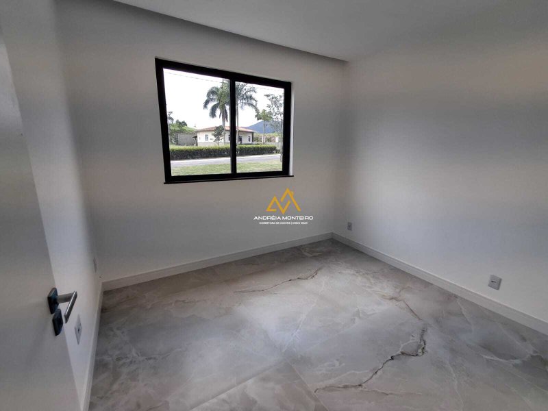Casa com 3 dormitórios à venda, 408m² por R$980.000 - Cond. Reserva Pilar (Pilar) - Maricá Rod. Ver. Oldemar Guedes Figueiredo Maricá - 