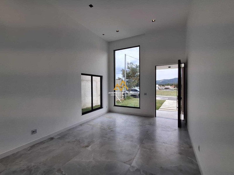 Casa com 3 dormitórios à venda, 408m² por R$980.000 - Cond. Reserva Pilar (Pilar) - Maricá Rod. Ver. Oldemar Guedes Figueiredo Maricá - 