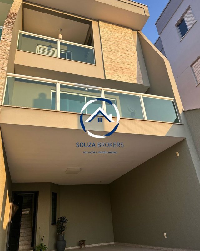 Excelente sobrado de 360m² no Bairro Barcelona em São Caetano do Sul  São Caetano do Sul - 
