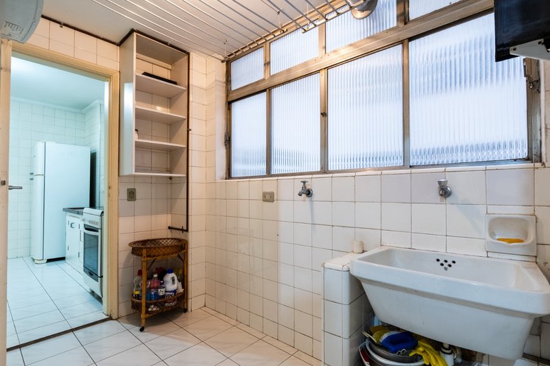 Apartamento 97m² na Consolação 2 dorm 1 vaga Rua Frei Caneca São Paulo - 