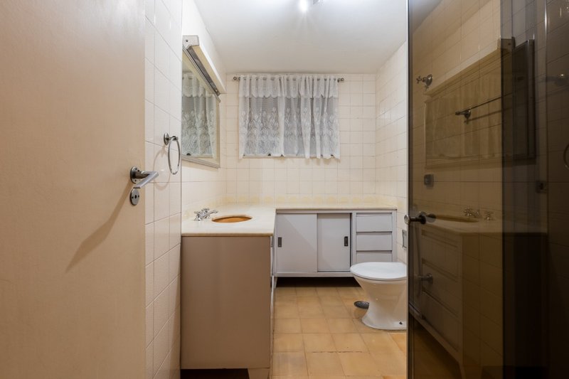 Apartamento 97m² na Consolação 2 dorm 1 vaga Rua Frei Caneca São Paulo - 
