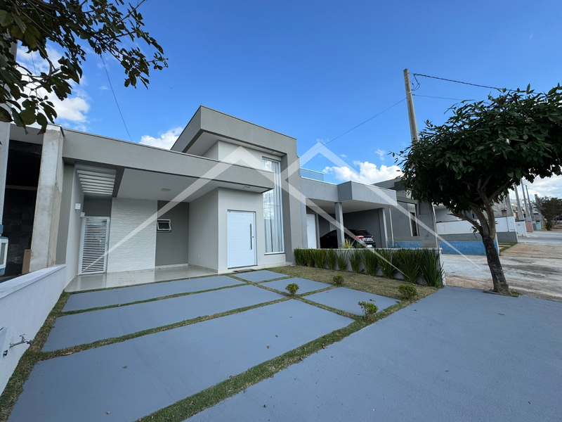 Casa moderna e aconchegante no Condomínio Residencial Guarujá – Salto/SP  Salto - 