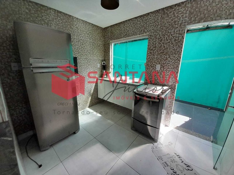 Casa mobiliada 3/4 com 2 suítes Rua São Matheus Lauro de Freitas - 