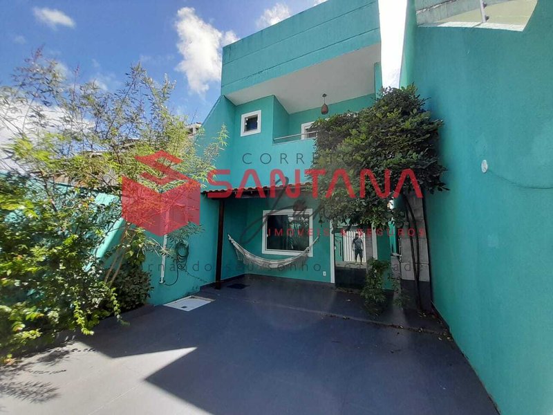 Casa mobiliada 3/4 com 2 suítes Rua São Matheus Lauro de Freitas - 