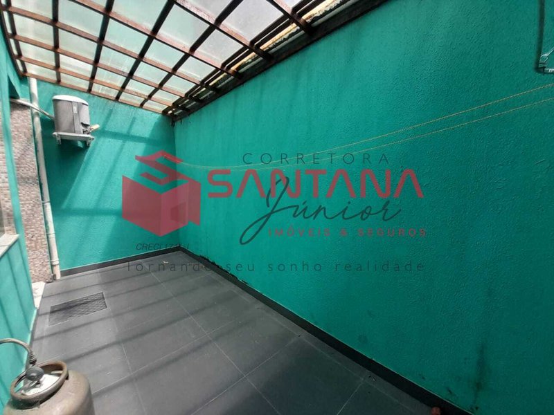 Casa mobiliada 3/4 com 2 suítes Rua São Matheus Lauro de Freitas - 