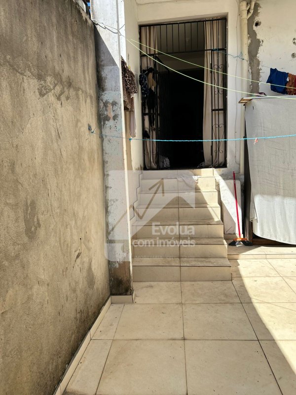 Casa aluguel R$ 2.500,00 de 3/4 mobiliada - Itapuã  Salvador - 