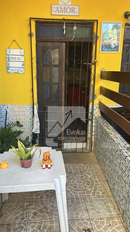 Casa aluguel R$ 2.500,00 de 3/4 mobiliada - Itapuã  Salvador - 