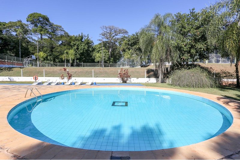Chacara à venda - R$ 570.000 - 3 Dorm. 1 suite - Cond. Residencial Aquarius - Araçoiaba SP R. José de Oliveira Leite Araçoiaba da Serra - 