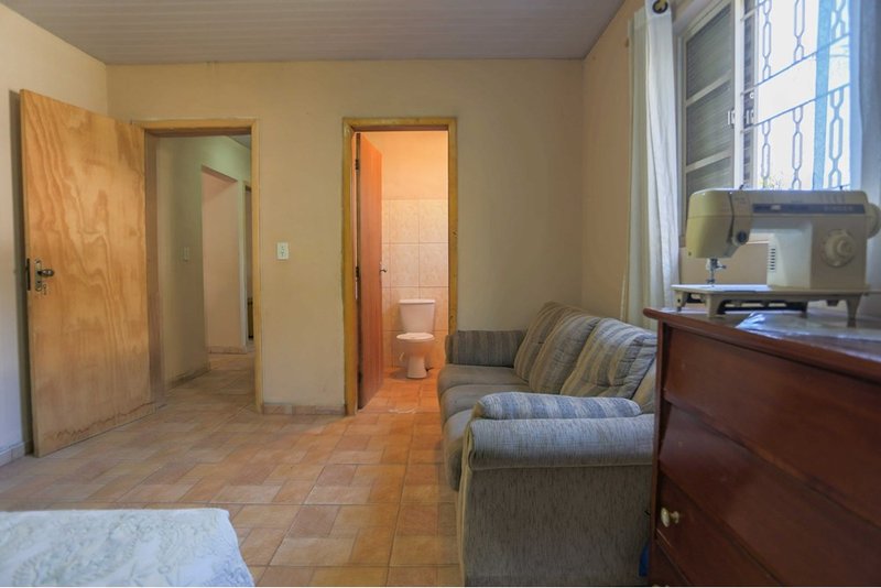 Chacara à venda - R$ 570.000 - 3 Dorm. 1 suite - Cond. Residencial Aquarius - Araçoiaba SP R. José de Oliveira Leite Araçoiaba da Serra - 