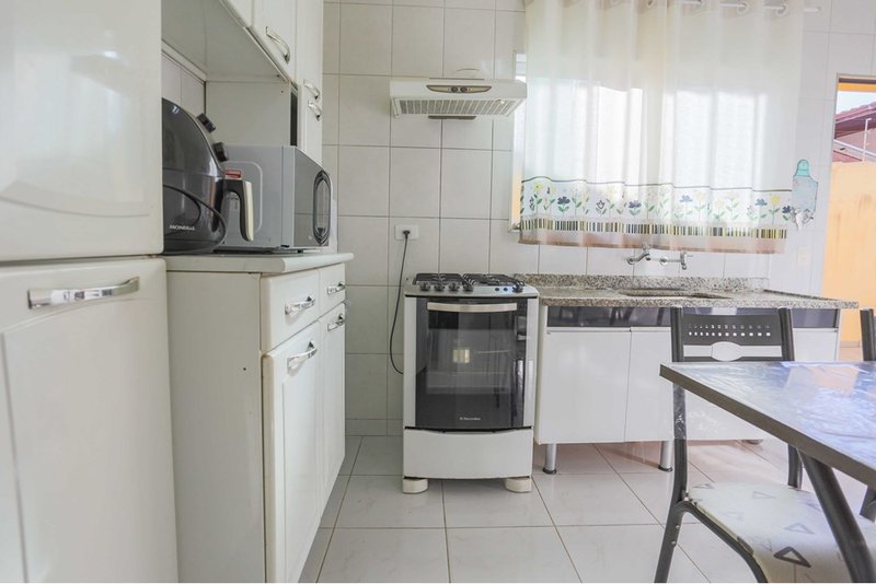 Casa à venda - 148m - 3 Dorm. (1 suíte), 4 vagas, Espaço gourmet - churrasqueira Sorocaba Rua Nicolau Archilla Rodrigues Sorocaba - 