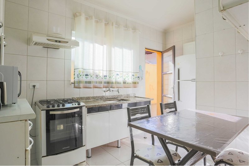 Casa à venda - 148m - 3 Dorm. (1 suíte), 4 vagas, Espaço gourmet - churrasqueira Sorocaba Rua Nicolau Archilla Rodrigues Sorocaba - 