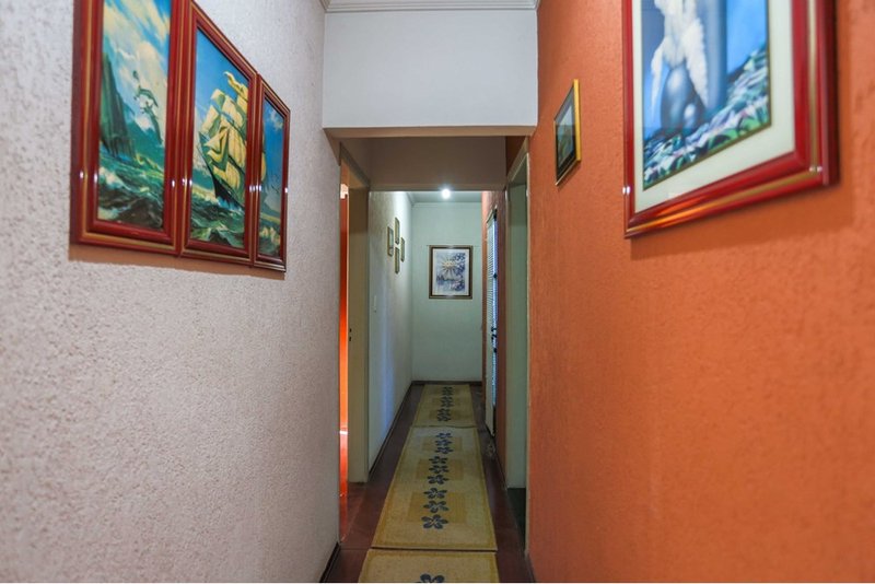 Casa à venda - 148m - 3 Dorm. (1 suíte), 4 vagas, Espaço gourmet - churrasqueira Sorocaba Rua Nicolau Archilla Rodrigues Sorocaba - 