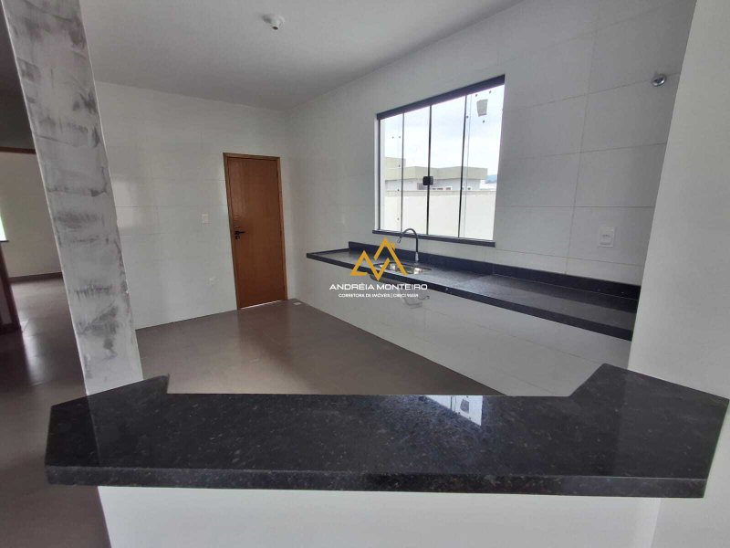 Casa com 2 dormitórios à venda, 240m² por R$ 410.000 -Cond. Dom Village- Ubatiba - Maricá Rodovia. Vereador Oldemar Guedes Figueiredo Maricá - 
