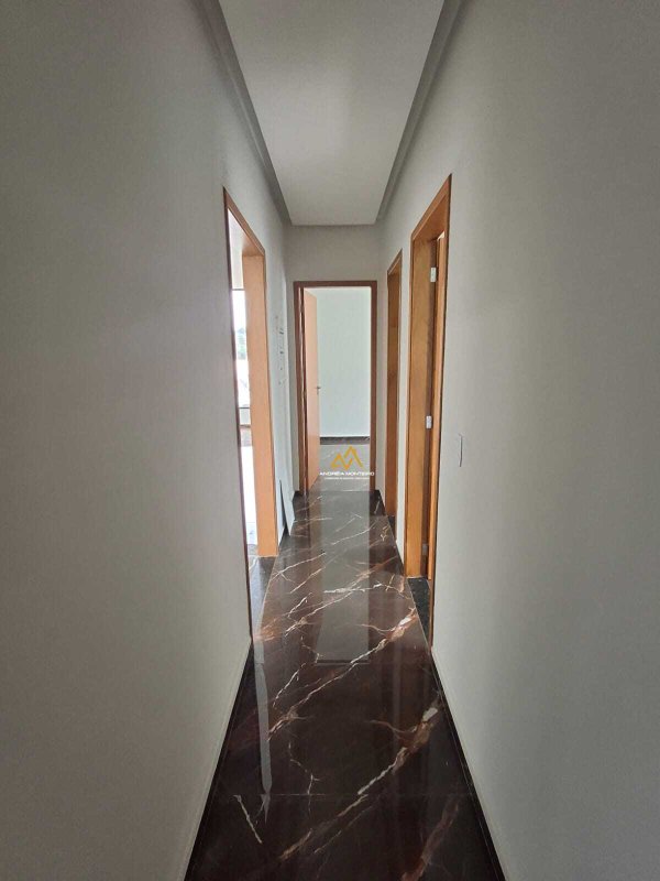 Casa com 3 dormitórios à venda, 99m² por R$ 540.000 -Cond. Dom Village- Ubatiba - Maricá Rodovia. Vereador Oldemar Guedes Figueiredo Maricá - 