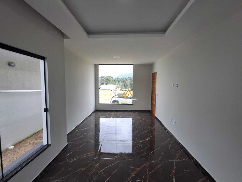 Casa com 3 dormitórios à venda, 99m² por R$ 540.000 -Cond. Dom Village- Ubatiba - Maricá Rodovia. Vereador Oldemar Guedes Figueiredo Maricá - 