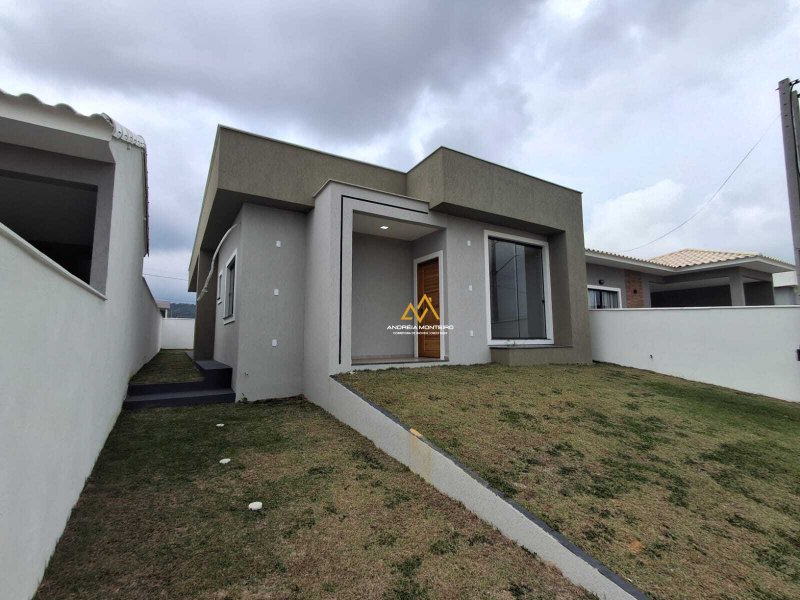 Casa com 3 dormitórios à venda, 99m² por R$ 540.000 -Cond. Dom Village- Ubatiba - Maricá Rodovia. Vereador Oldemar Guedes Figueiredo Maricá - 