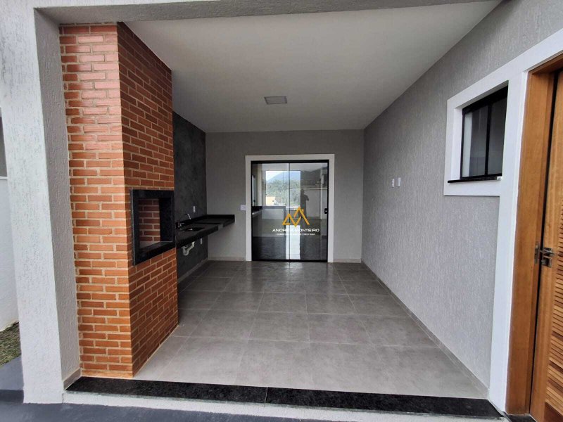 Casa com 3 dormitórios à venda, 99m² por R$ 540.000 -Cond. Dom Village- Ubatiba - Maricá Rodovia. Vereador Oldemar Guedes Figueiredo Maricá - 